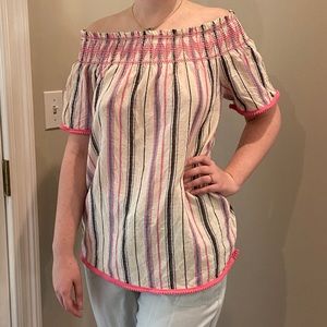 Medium striped top
